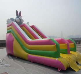 T8-256 Looney Tunes Inflatable Slide